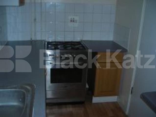 			1 Bedroom, 1 bath, 1 reception Flat			 Harrow Road, WESTBOURNE PARK W9