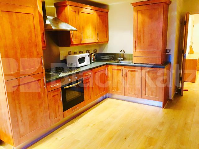 			NEW INSTRUCTION (Includes Parking), 1 Bedroom, 1 bath, 1 reception Apartment			 Lordship Lane, East Dulwich