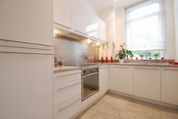 			3 Bedroom, 1 bath, 1 reception Flat			 Finchley Road, FINCHLEY ROAD/HAMPSTEAD