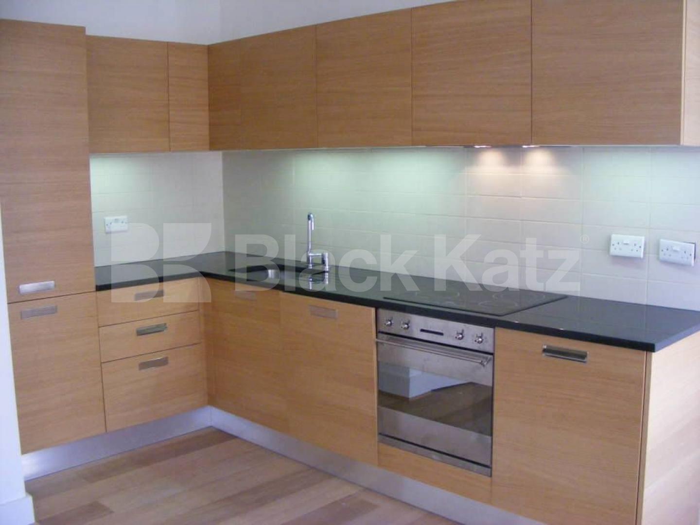 			2 Bedroom, 1 bath, 1 reception Flat			 Ashmore Road, MAIDA VALE
