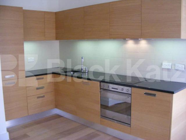 			2 Bedroom, 1 bath, 1 reception Flat			 Ashmore Road, MAIDA VALE