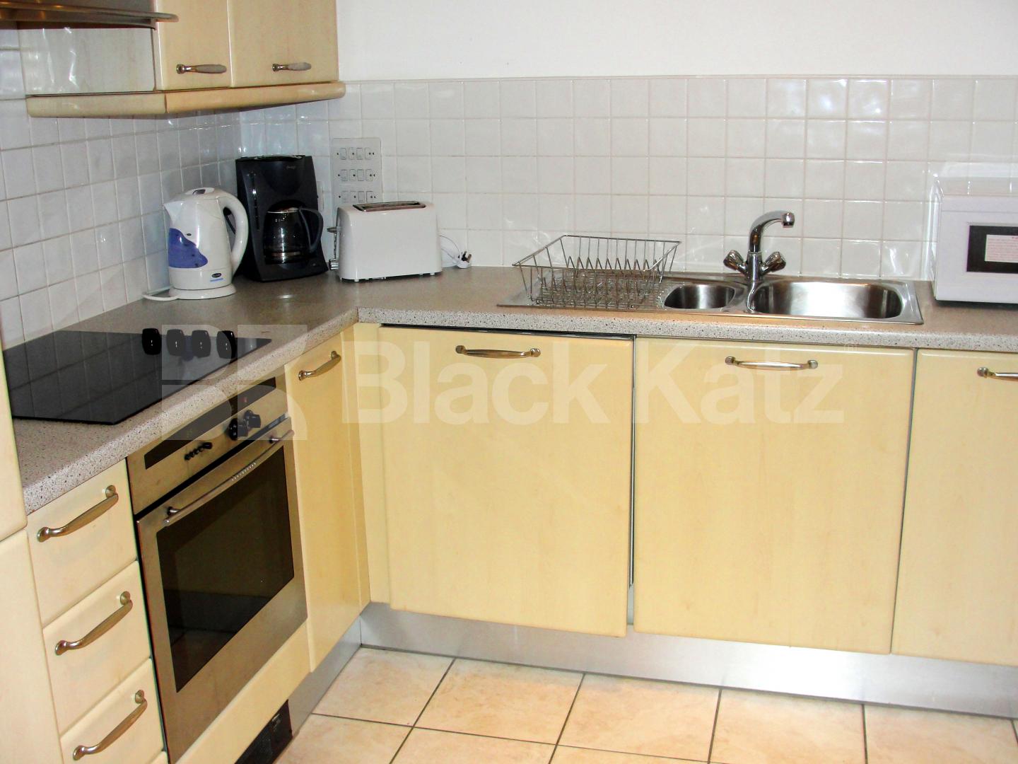 			NEW INSTRUCTION, 2 Bedroom, 1 bath, 1 reception Apartment			 Werna House, Monument Street, Monument