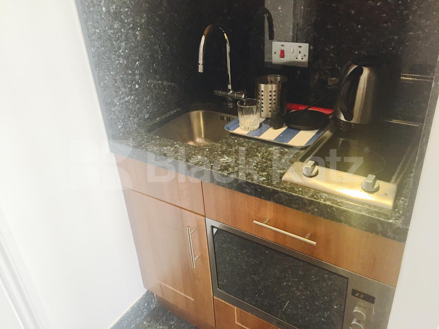 			NEW INSTRUCTION, Studio Apartment, 1 bath, 1 reception Studio			 Catherine Place, St James Park