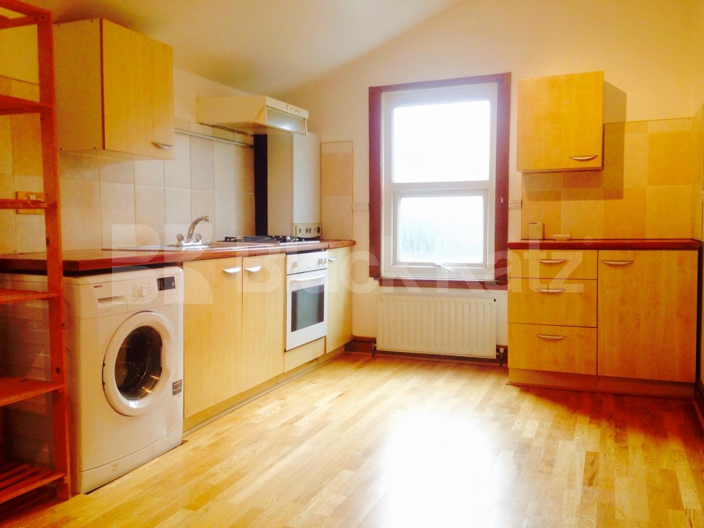 			NEW INSTRUCTION (Includes Council Tax & water rates), 1 Bedroom, 1 bath, 1 reception Apartment			 Selkirk Road, Tooting Broadway