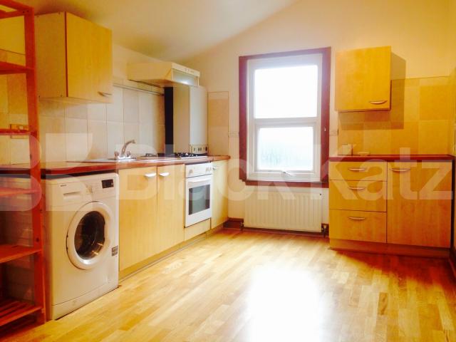 			NEW INSTRUCTION (Includes Council Tax & water rates), 1 Bedroom, 1 bath, 1 reception Apartment			 Selkirk Road, Tooting Broadway
