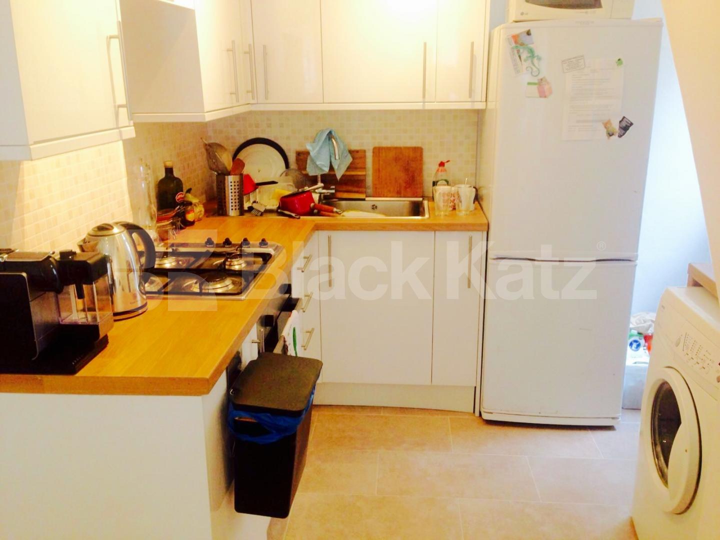 			NEW INSTRUCTION, 2 Bedroom, 1 bath, 1 reception Apartment			 Croxted Road, Herne Hill / West Dulwich