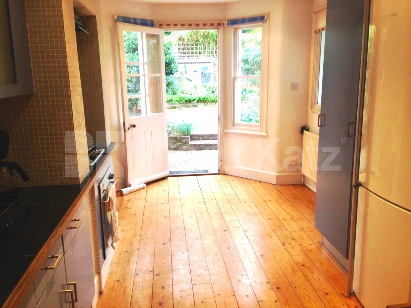 			NEW INSTRUCTION, 3 Bedroom, 1 bath, 1 reception House			 Rosebery Road, Clapham Park