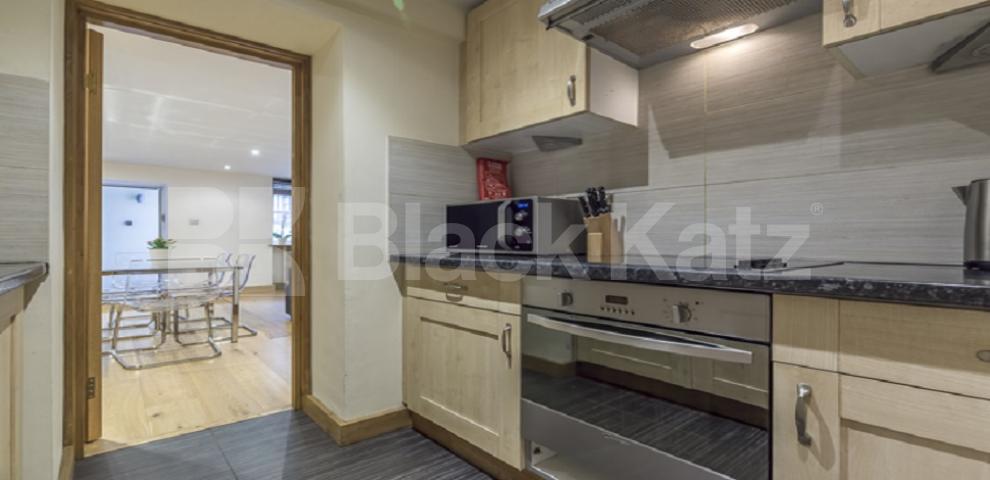 			LET , 1 Bedroom, 1 bath, 1 reception Apartment			 Blackfriars Road, Southwark
