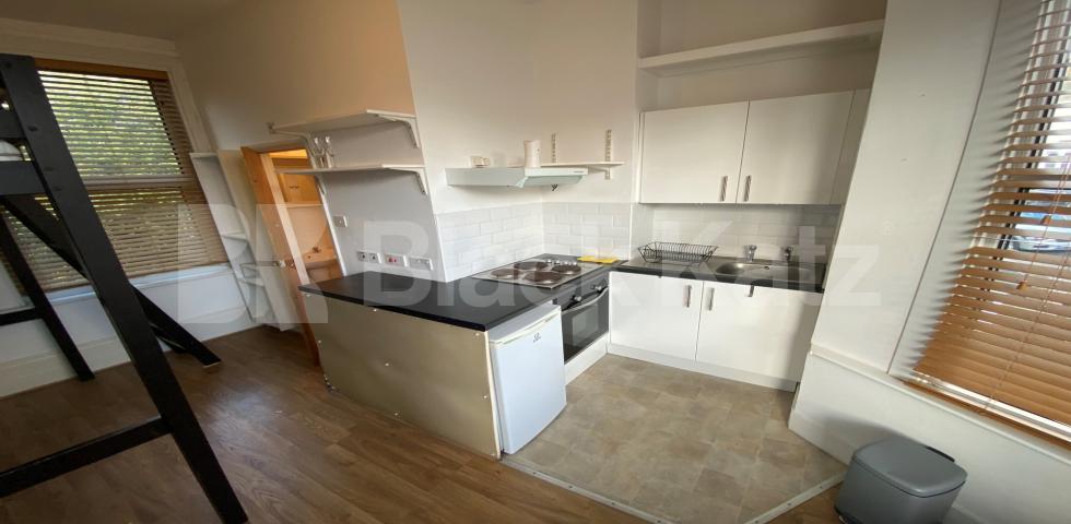 			Studio Apartment, 1 bath, 1 reception Studio			 Leconfield Road , NEWINGTON GREEN-CANONBURY