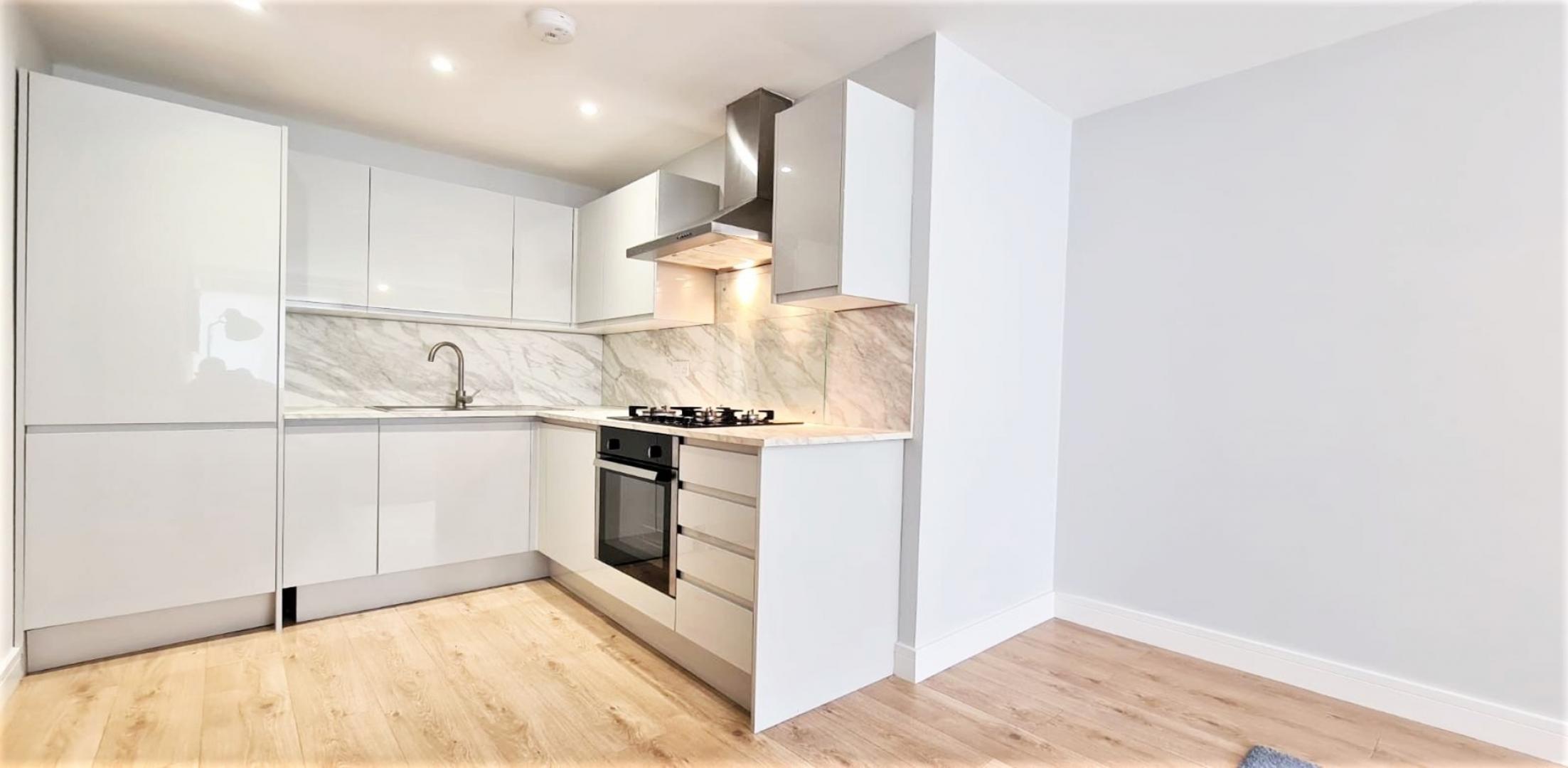 			PARKING SPACE , 1 Bedroom, 1 bath, 1 reception Apartment			 Church Lane , KINGSBURY 