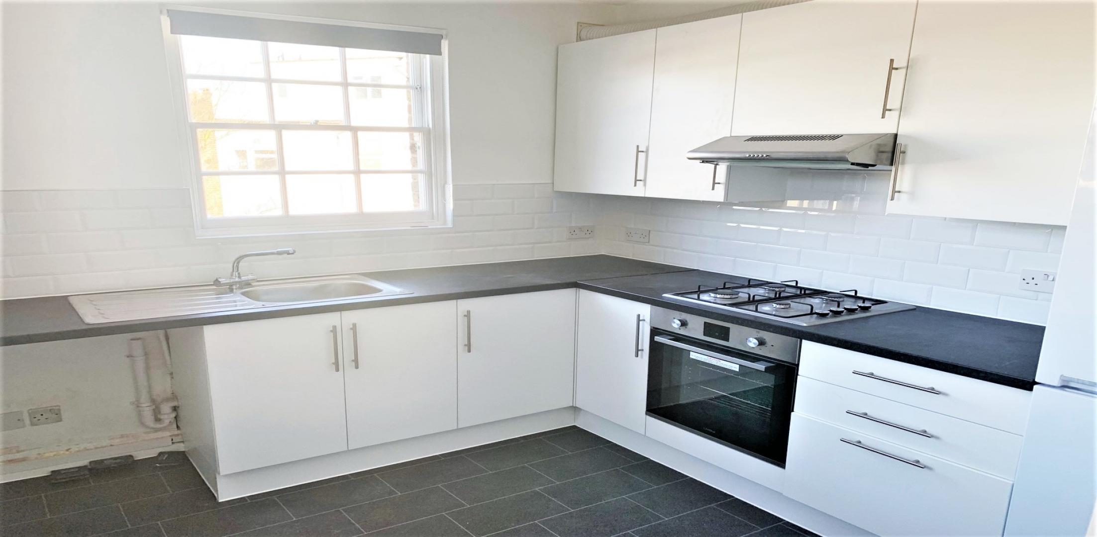 			2 Bedroom, 1 bath, 1 reception Flat			 Harrow Road, WESTBOURNE PARK 