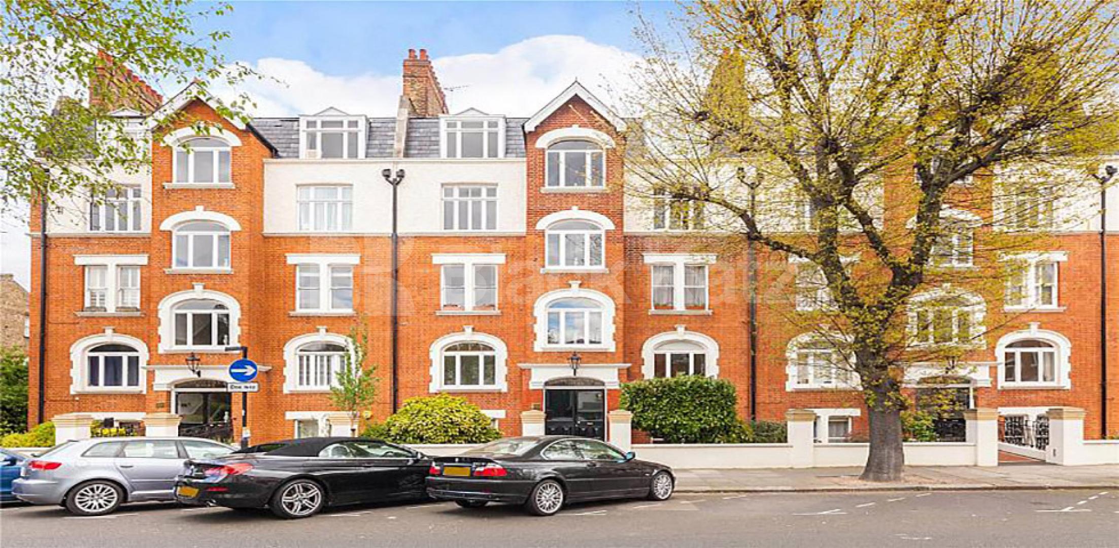 Fantastic two bed set within a private mansion block in Maida Vale  Widley Road, MAIDA VALE