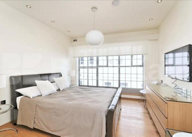 			NEW INSTRUCTION A MUST SEE!!!, 1 Bedroom, 1 bath, 1 reception Mews House			 Leeke Street, KINGS CROSS 