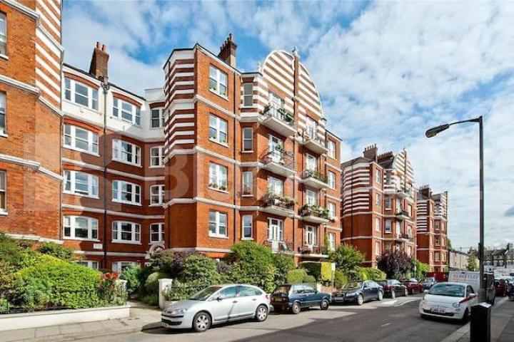 			LET, 3 Bedroom, 1 bath, 1 reception Apartment			 Albert Palace Mansions Lurline Gardens , Battersea