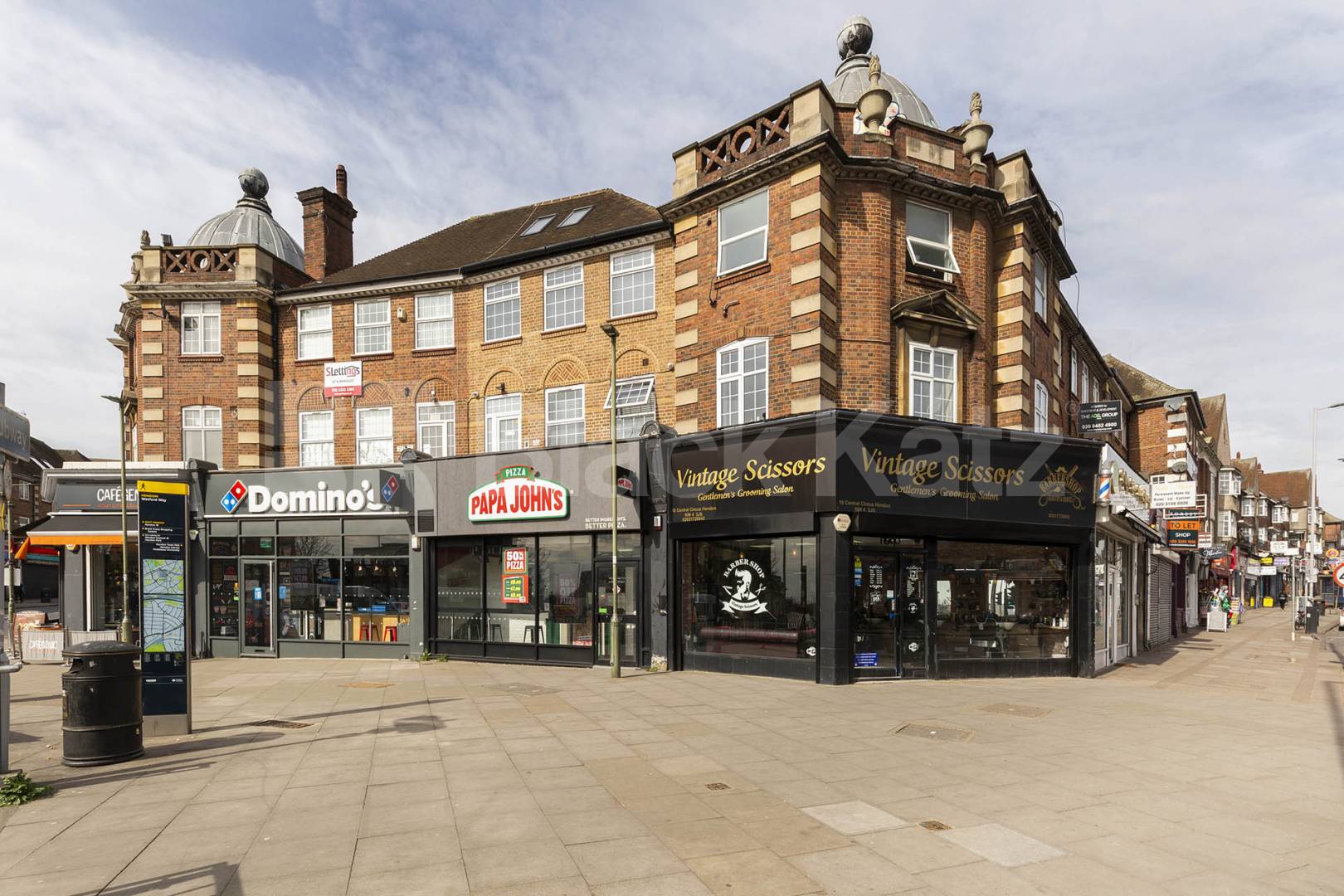 Available from September A stunning and modern three bedroom apartment Vivian Avenue, Parade Mansions Vivian Avenue, NW4,  Parade Mansions Vivian Avenue