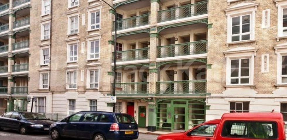 			IDEAL FOR 2 SHARERS!, 1 Bedroom, 1 bath, 1 reception Flat			 Britannia Street, KINGS CROSS-RUSSELL SQUARE