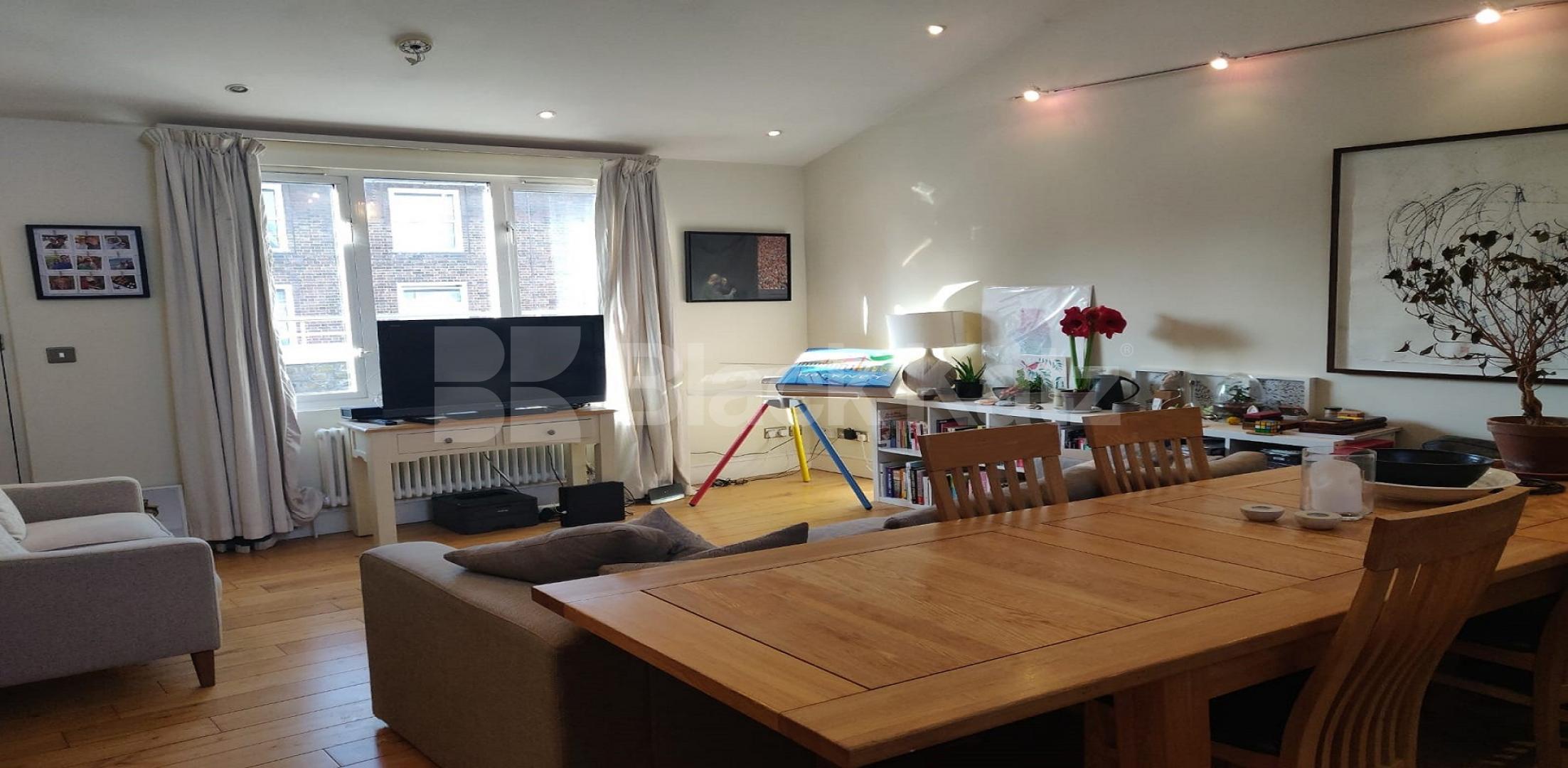 			NEW INSTRUCTION, 2 Bedroom, 1 bath, 1 reception Penthouse			 Oval Mansions, Vauxhall/ Oval