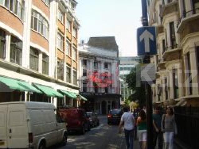 			1 Bedroom, 1 bath, 1 reception Flat			 Litchfield Street, COVENT GARDEN WC2H