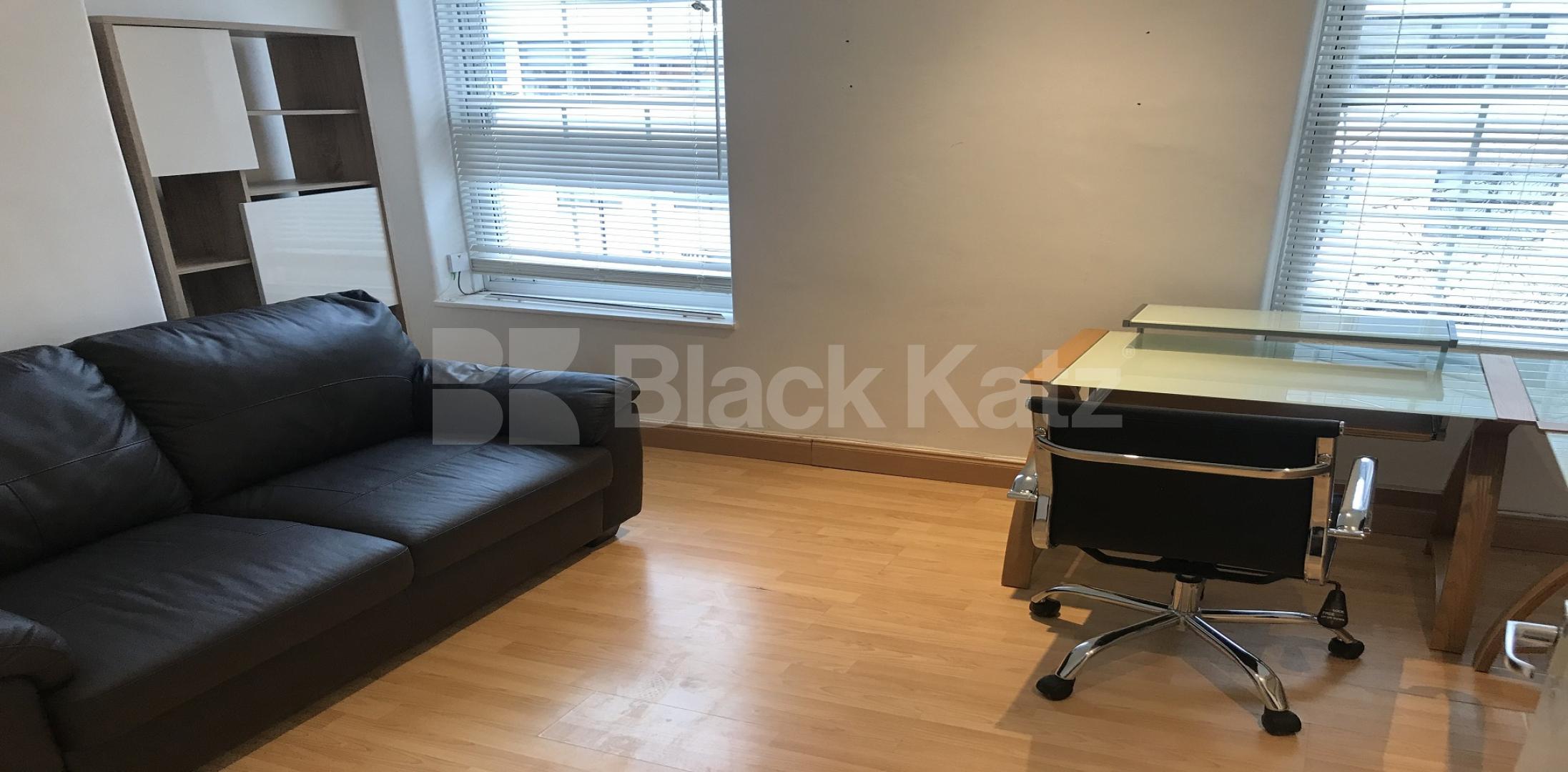			LET, 2 Bedroom, 1 bath, 0 reception Apartment			 Hankey Place, London Bridge