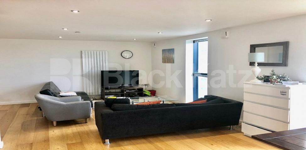 850 Sq. Ft with private balcony, two communal roof terraces & stunning views The Pioneer Building Newington Causeway, Borough