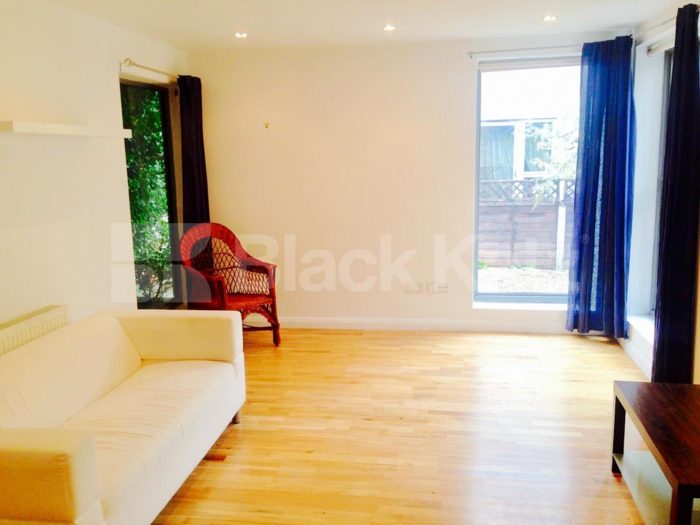 			NEW INSTRUCTION , 1 Bedroom, 1 bath, 1 reception House			 Bouvier Court, Darrell Road, East Dulwich