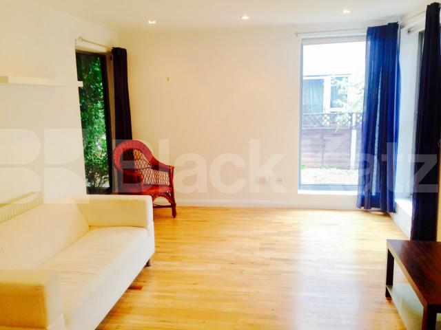 			NEW INSTRUCTION , 1 Bedroom, 1 bath, 1 reception House			 Bouvier Court, Darrell Road, East Dulwich