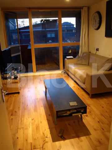 			FANTASTIC LOCATION LOCATION!!!!!!!!, 1 Bedroom, 1 bath, 1 reception Apartment			 Manneby Prior, Cumming St, Angel/Kings Cross