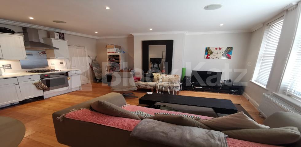 			UNDER OFFER, 2 Bedroom, 1 bath, 1 reception Apartment			 Balham High Road, Balham