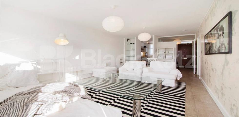 			UNDER OFFER , 1 Bedroom, 1 bath, 1 reception Apartment			 Deverell street, Borough