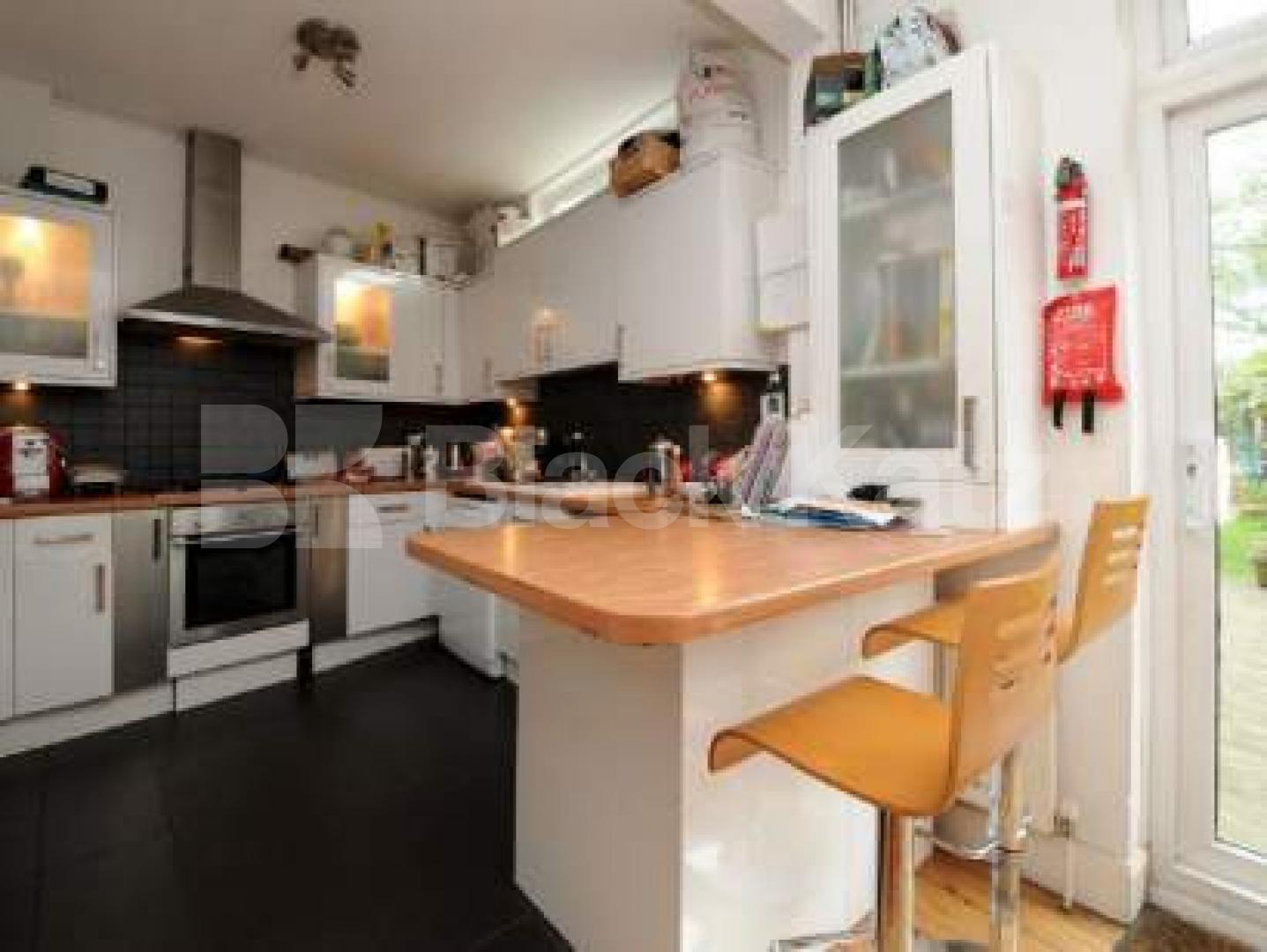 			NEW INSTRUCTION!, 5 Bedroom, 1 bath, 1 reception House			 Hermiston Avenue, CROUCH END