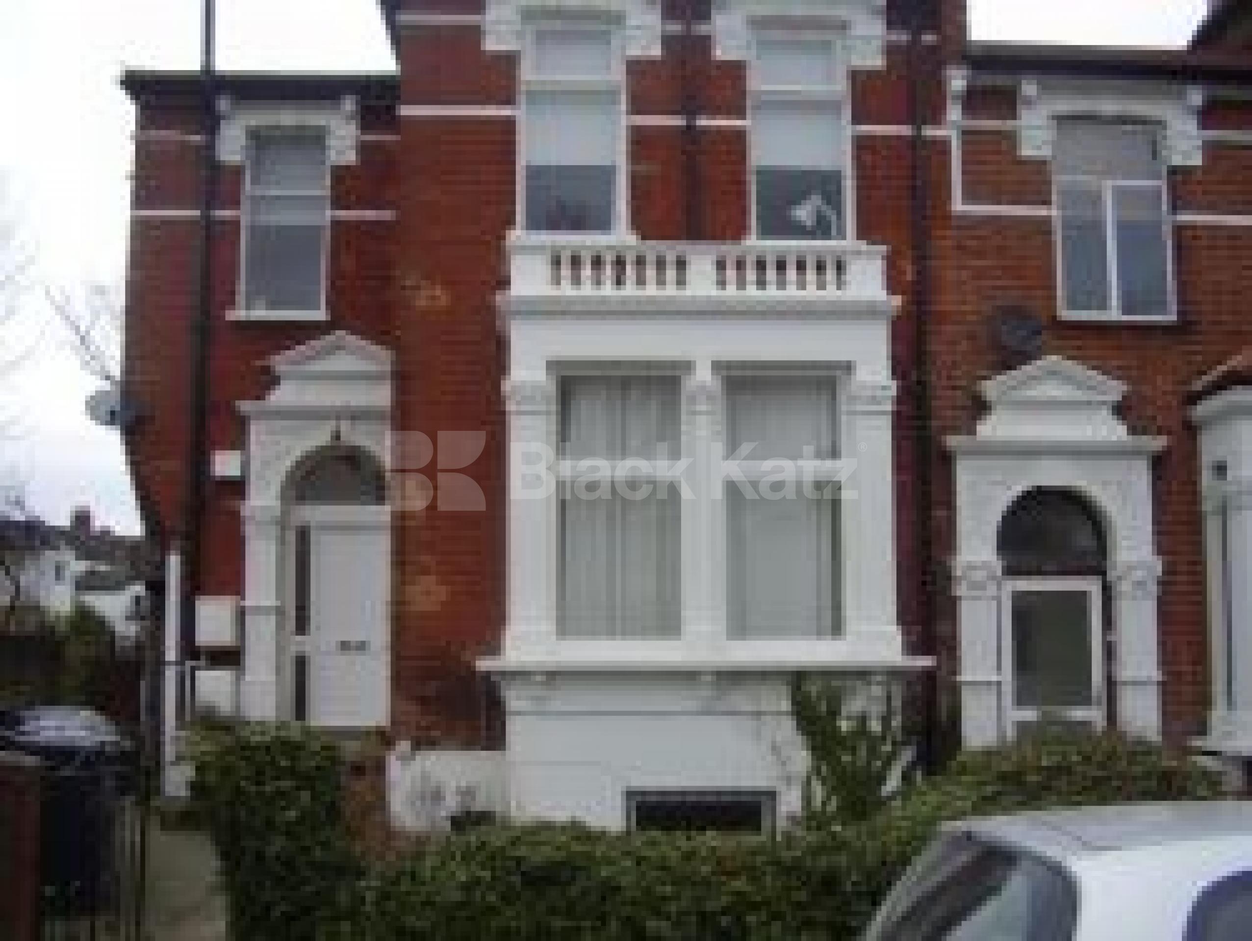 			2 Bedroom, 1 bath, 1 reception Flat			 Lothair Road North, FINSBURY PARK N4 N4