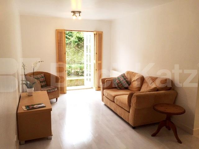 			NEW INSTRUCTION, 1 Bedroom, 1 bath, 1 reception Ground Floor Flat			 Brook Drive, Lambeth North