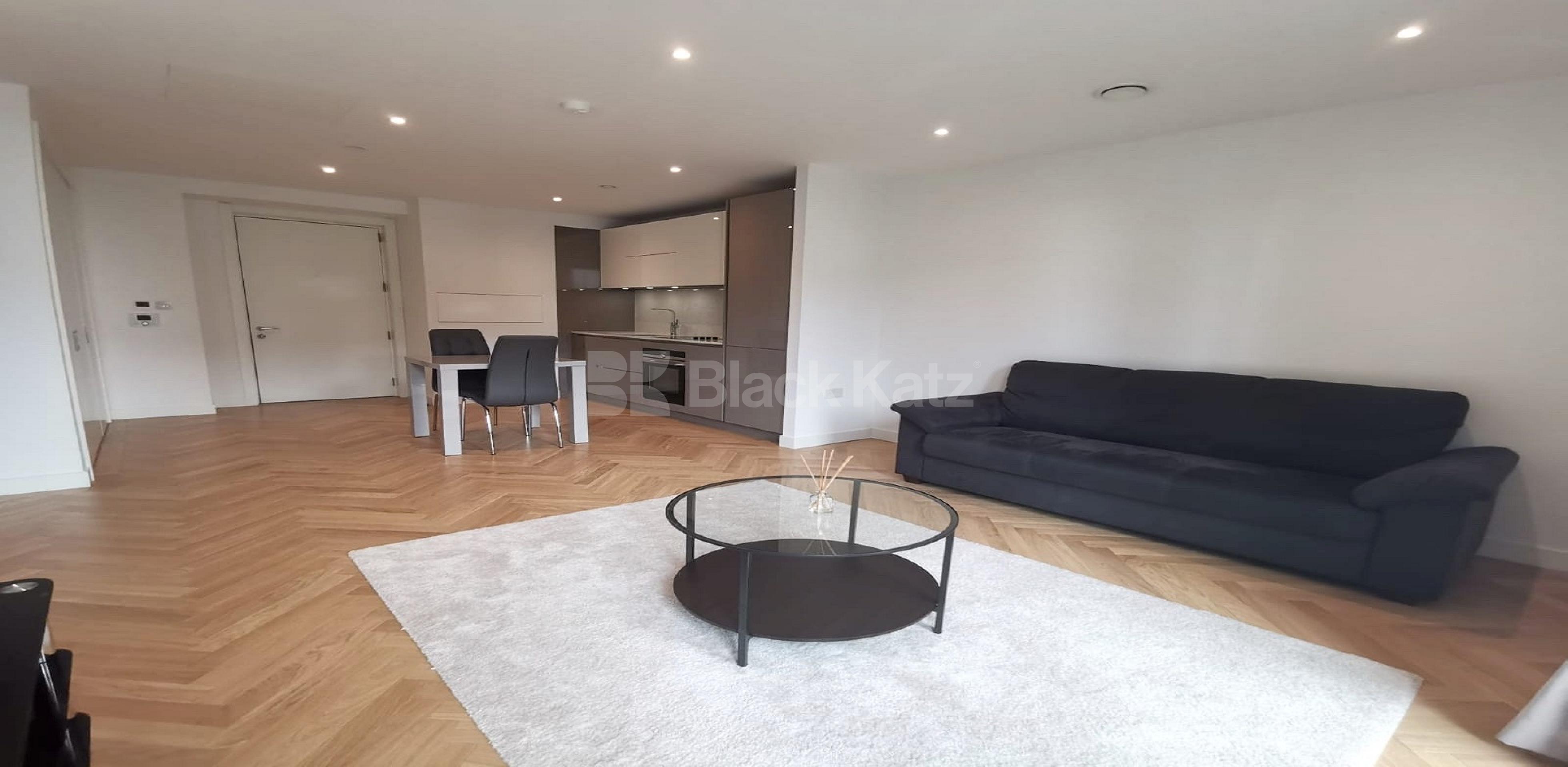 			LET , 1 Bedroom, 1 bath, 1 reception Apartment			 Southwark Bridge Road, Elephant and Castle SE1