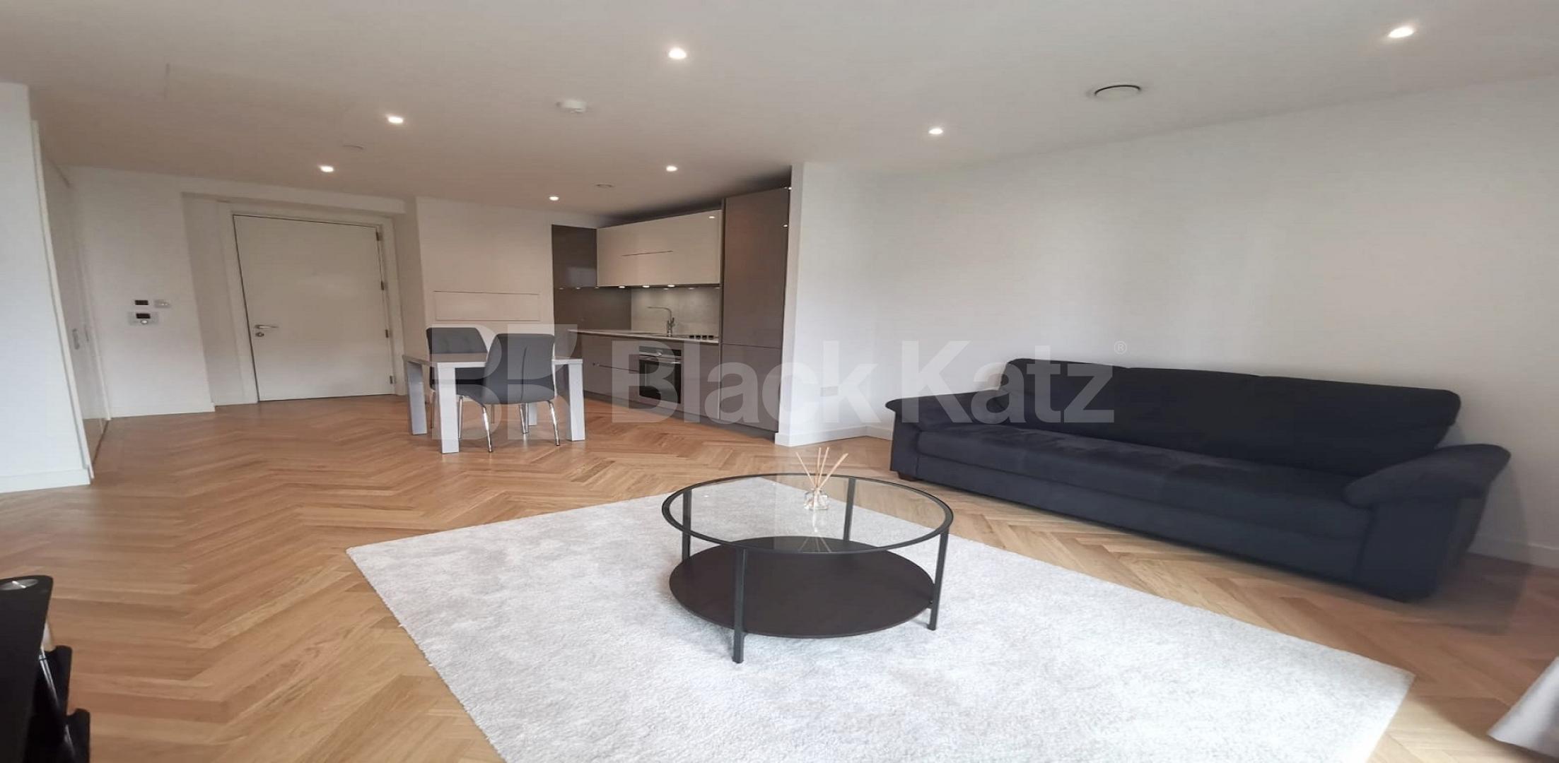 			UNDER OFFER , 1 Bedroom, 1 bath, 1 reception Apartment			 Southwark Bridge Road, Elephant and Castle