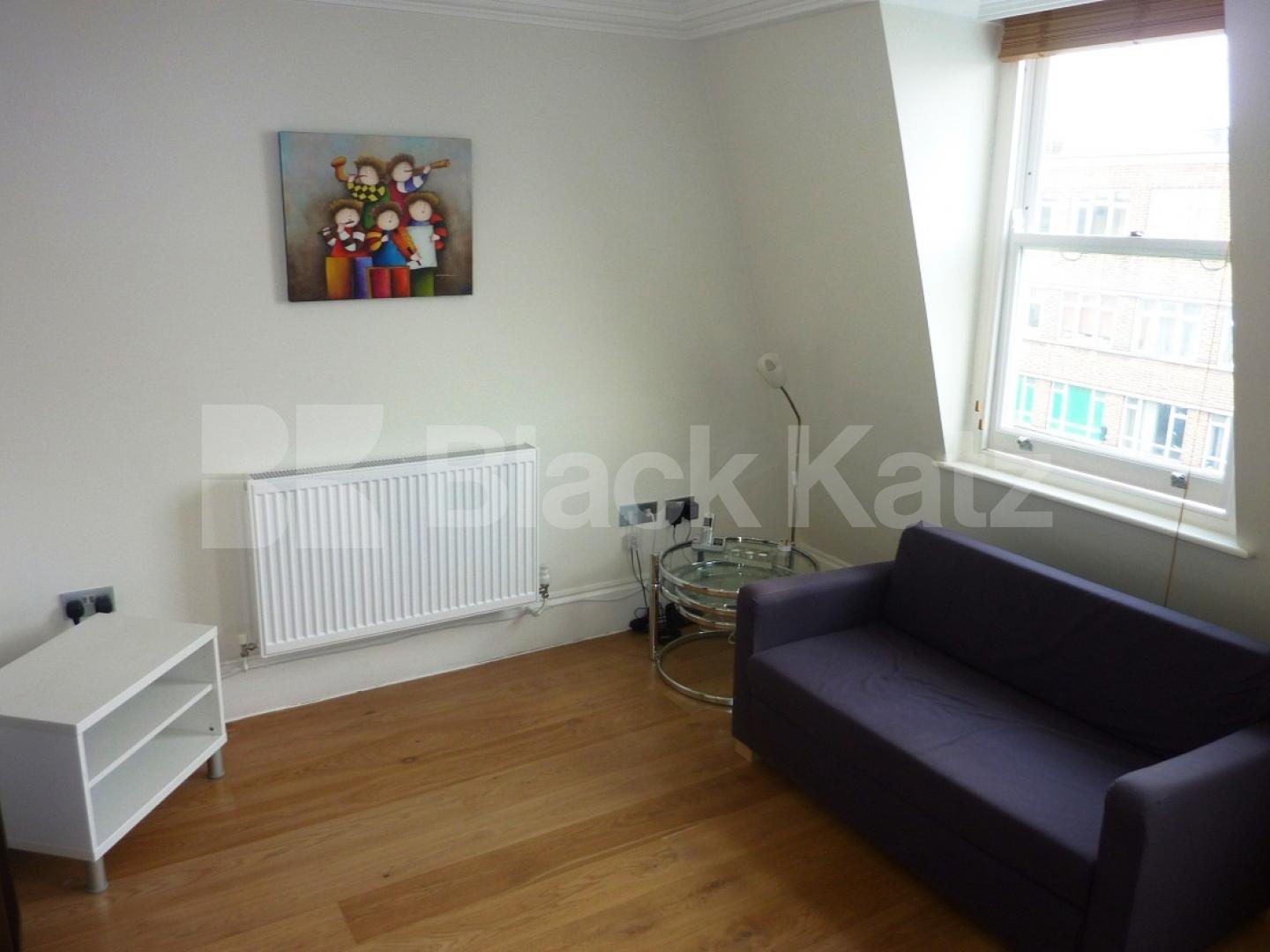 			UNDER OFFER!, 1 Bedroom, 1 bath, 1 reception Flat			 Kentish town road, Kentish town