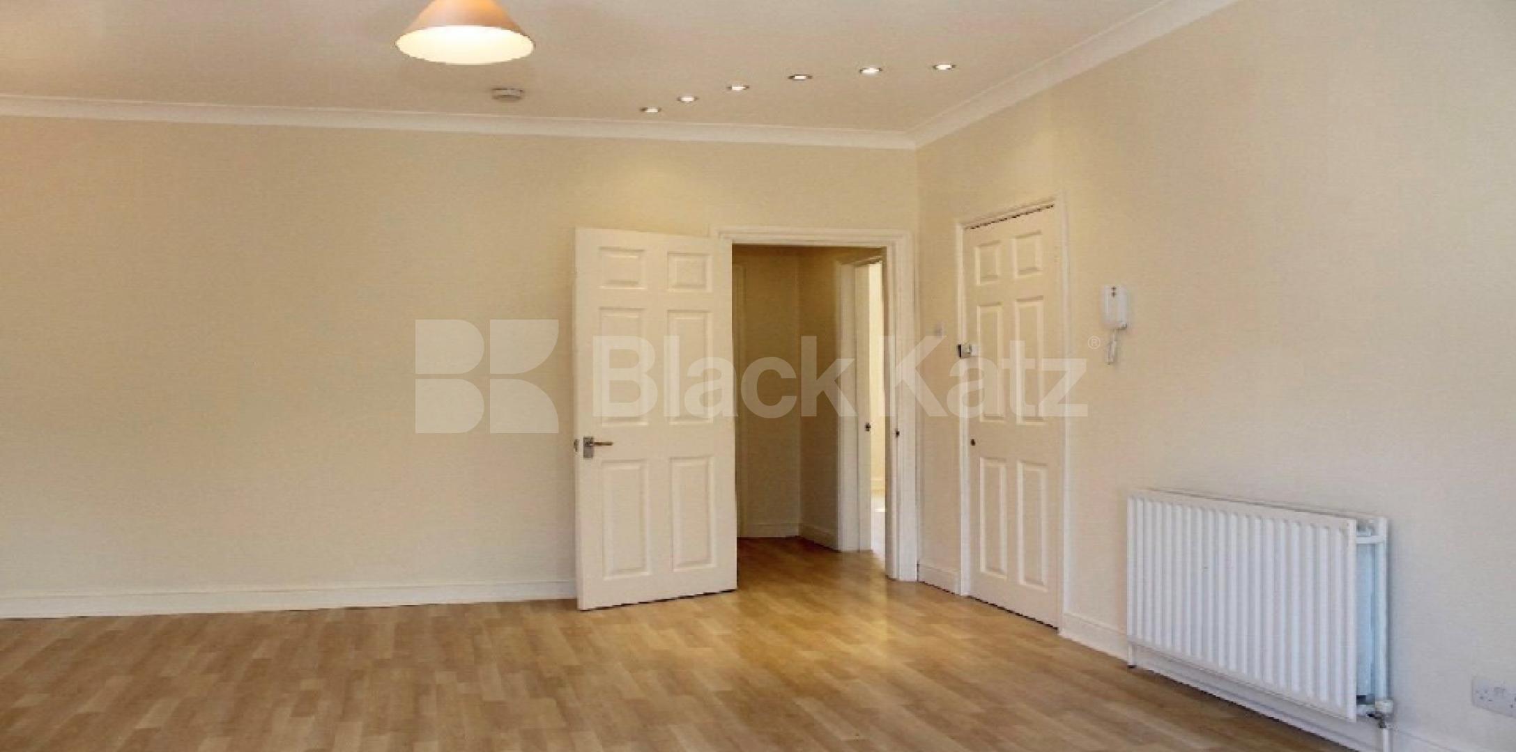			2 Bedroom, 1 bath, 1 reception Apartment			 Knollys Road, Tulse Hill/ Streatham Hill