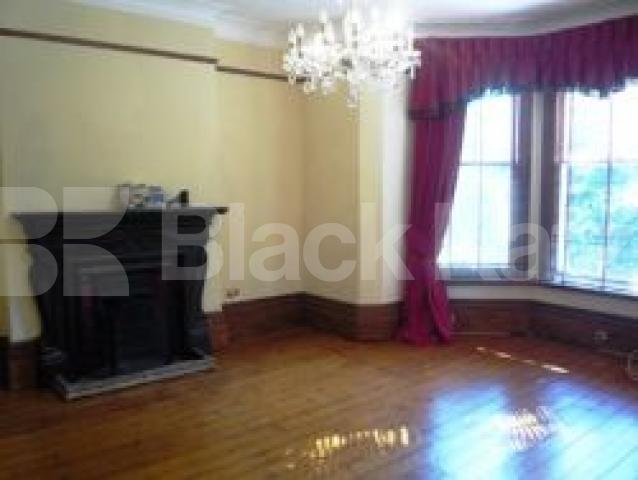 			3 Bedroom, 1 bath, 1 reception Maisonette			 Avenue Road, CROUCH END