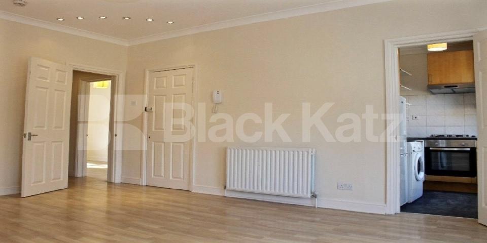 			2 Bedroom, 1 bath, 1 reception Apartment			 Knollys Road, Tulse Hill/ Streatham Hill