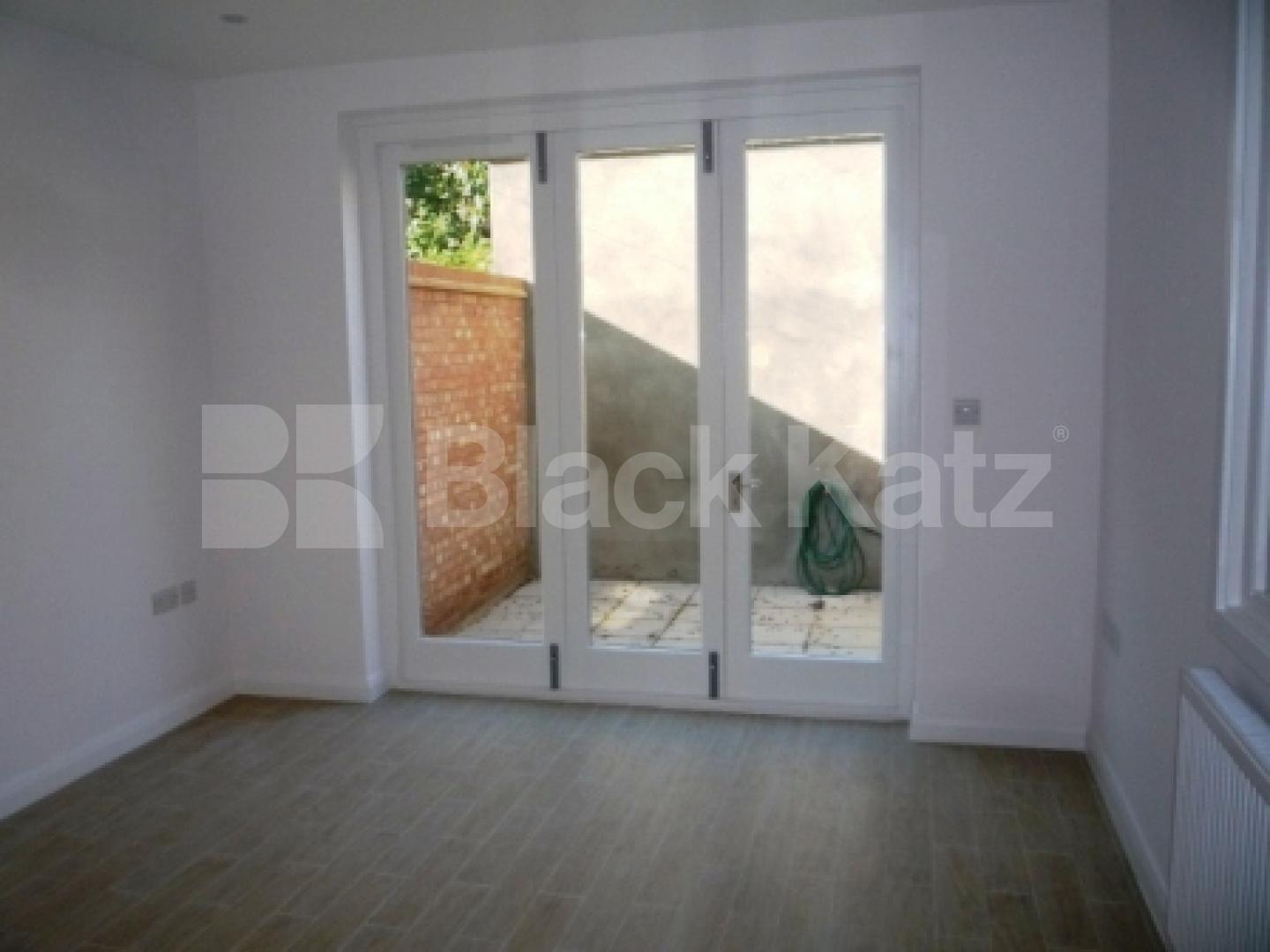 			NEW MODERN TWO BEDROOM HOUSE!, 2 Bedroom, 1 bath, 1 reception Mews House			 Inderwick Road, CROUCH END