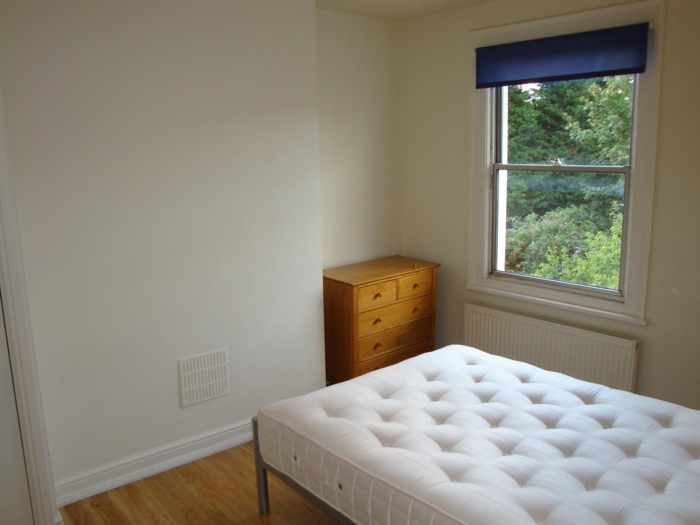 			1 Bedroom, 1 bath, 1 reception Flat			 Loveridge Road, WEST HAMPSTEAD