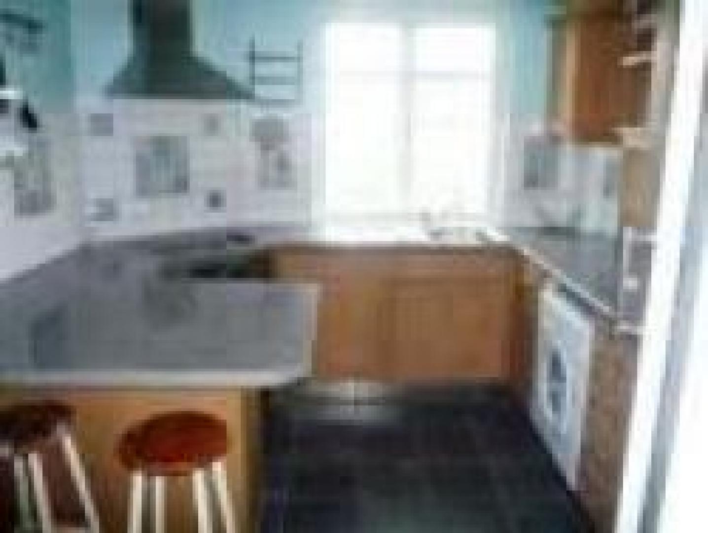 			2 Bedroom, 1 bath, 1 reception Flat			 Lyttleton Road, EAST FINCHLEY N2