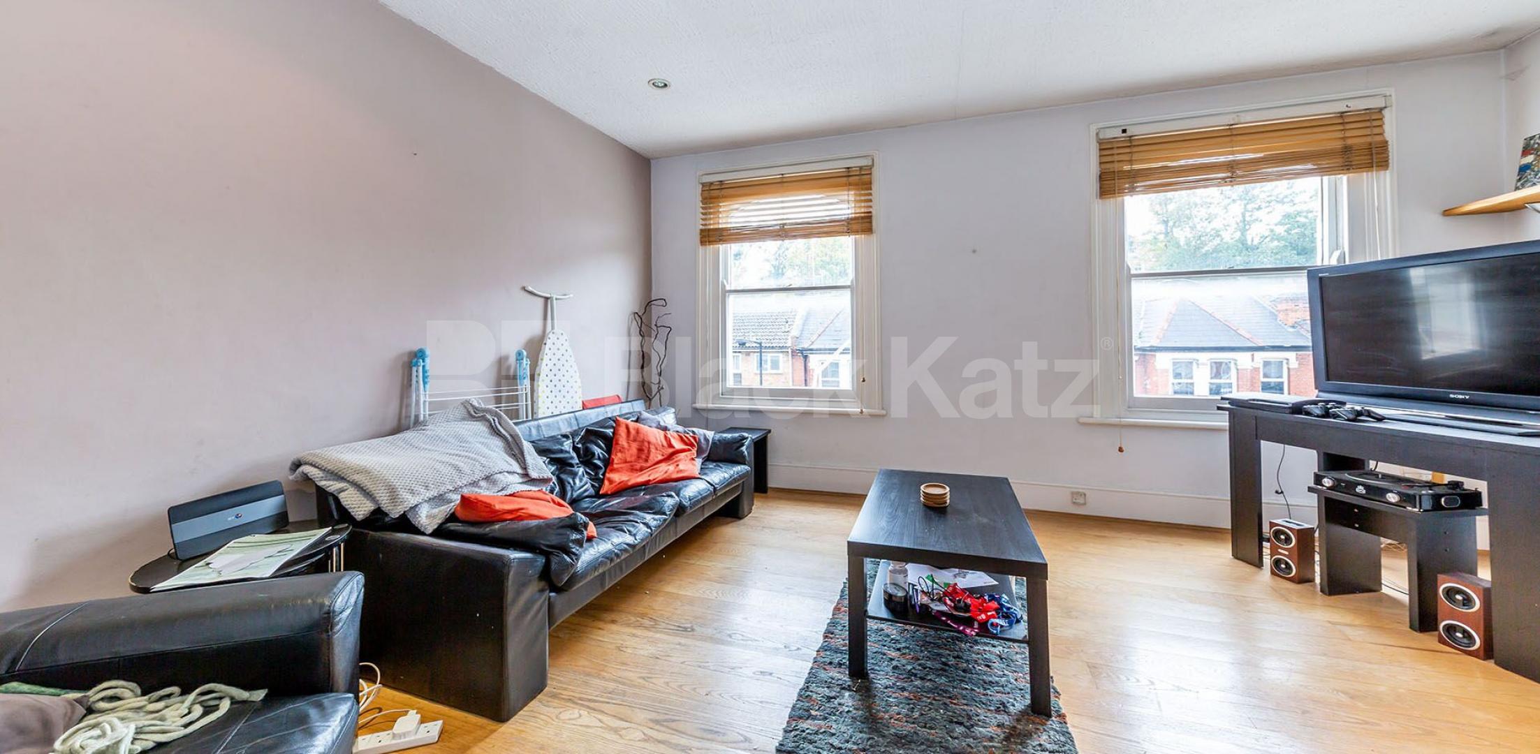 			Lovely 3 bedroom flat close to transport , 3 Bedroom, 1 bath, 1 reception Flat			 Palace Gates Road, ALEXANDRA PALACE