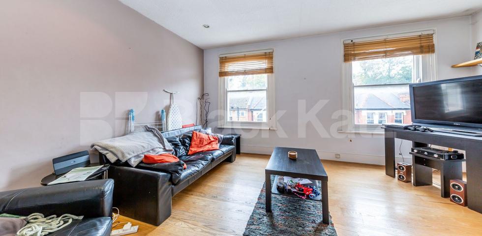 			Lovely 3 bedroom flat close to transport , 3 Bedroom, 1 bath, 1 reception Flat			 Palace Gates Road, ALEXANDRA PALACE