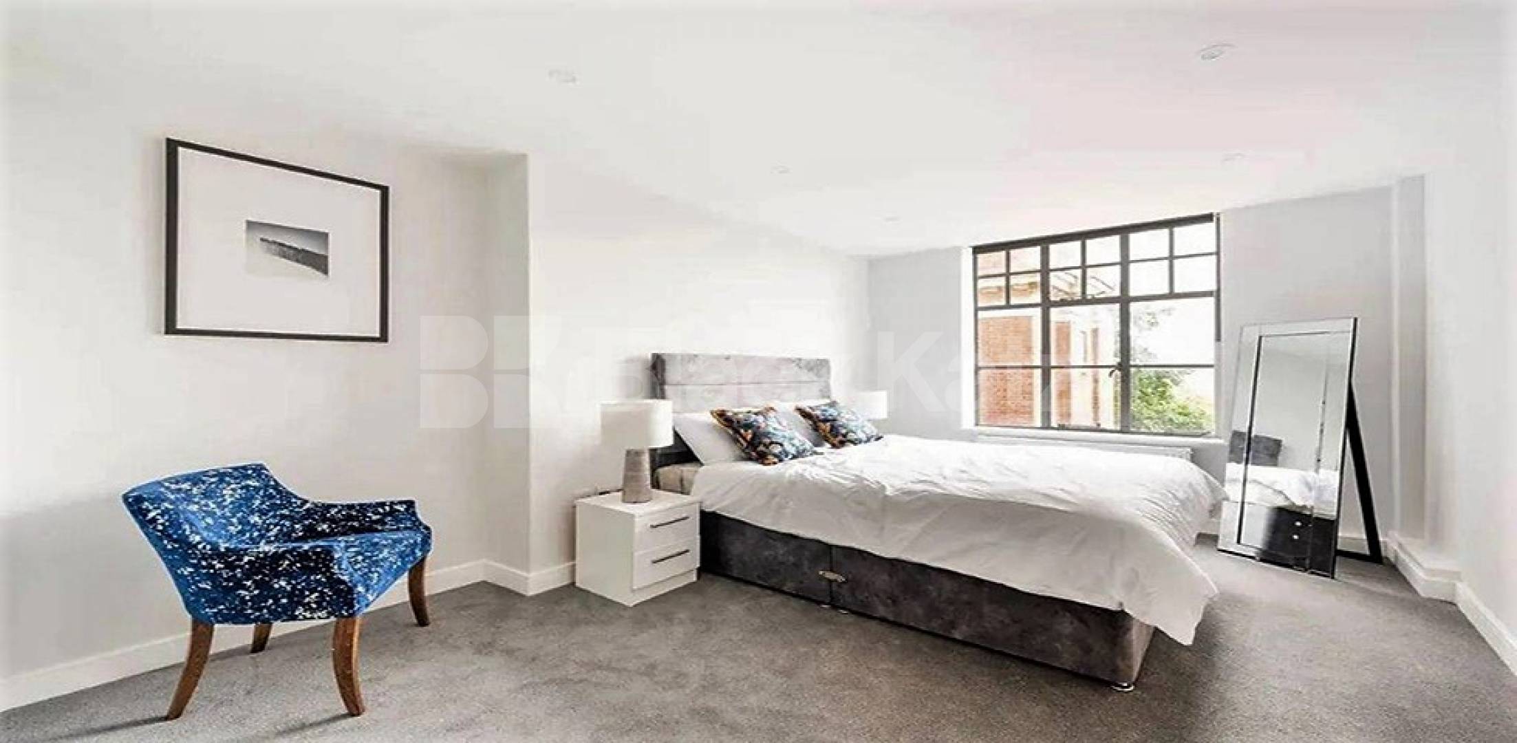 Absolutely stunning three bed within a private mansion block in Maida Vale. Maida Vale, Maida Vale