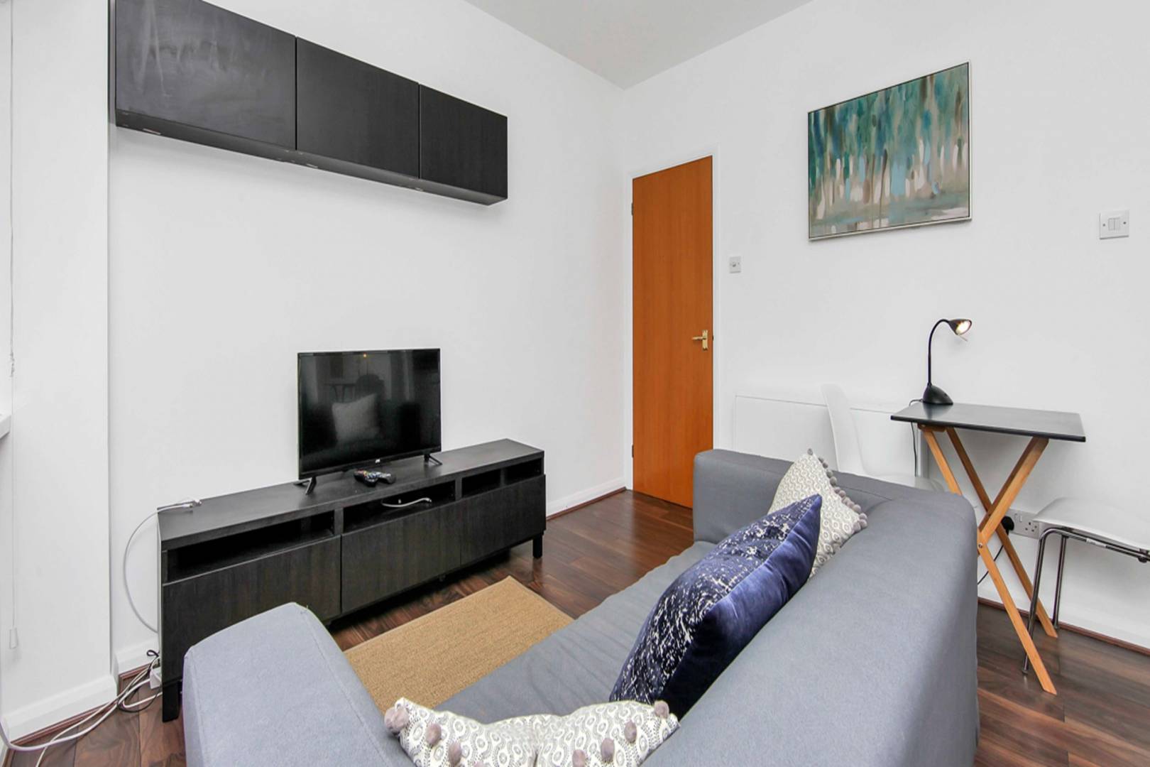 Includes concierge, pool, gym & water rates  Metro Central Heights, Newington Causeway, Elephant & Castle