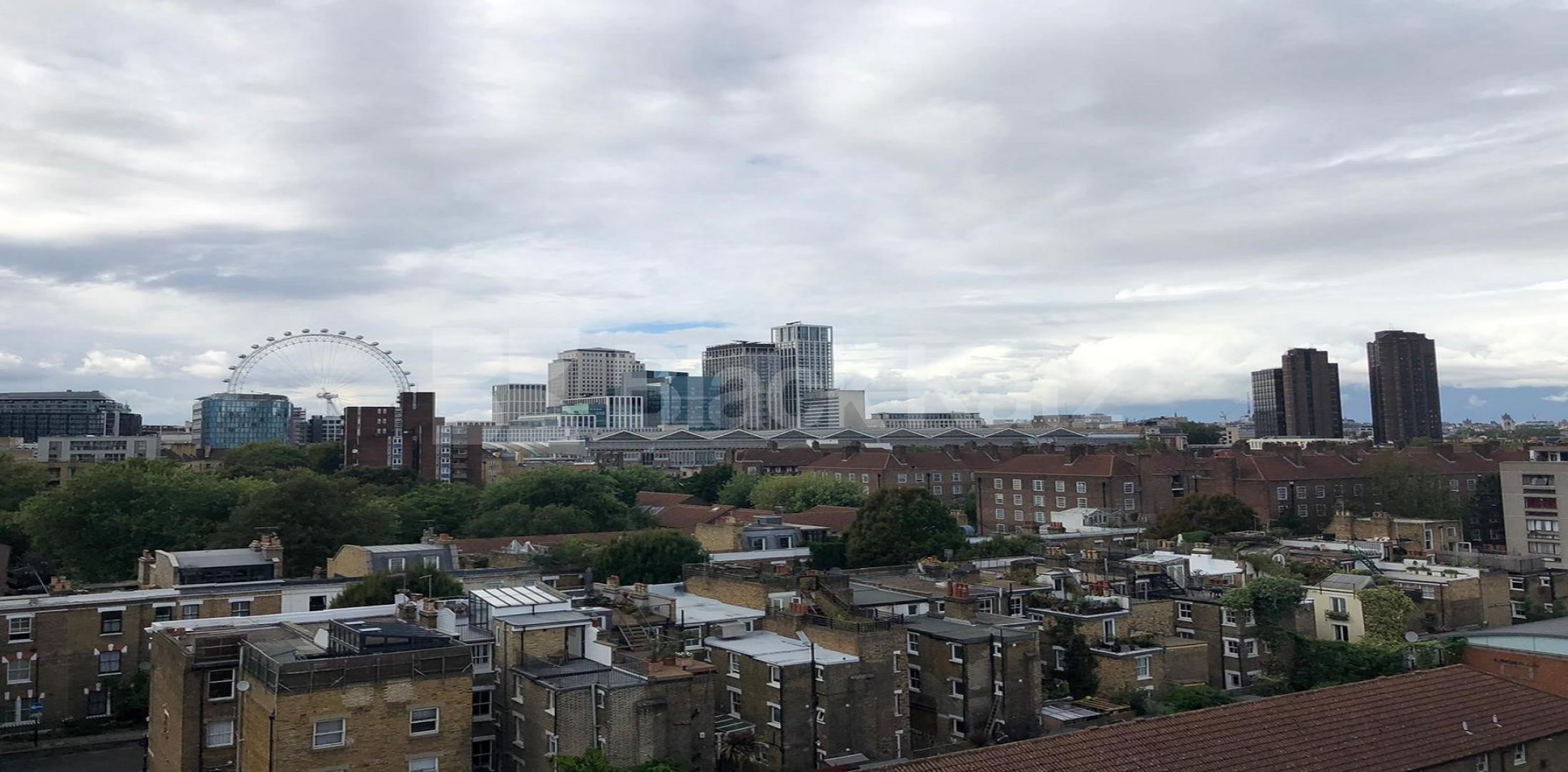 			LET , 3 Bedroom, 1 bath, 0 reception Penthouse			 Morley Street, Waterloo/Lambeth North