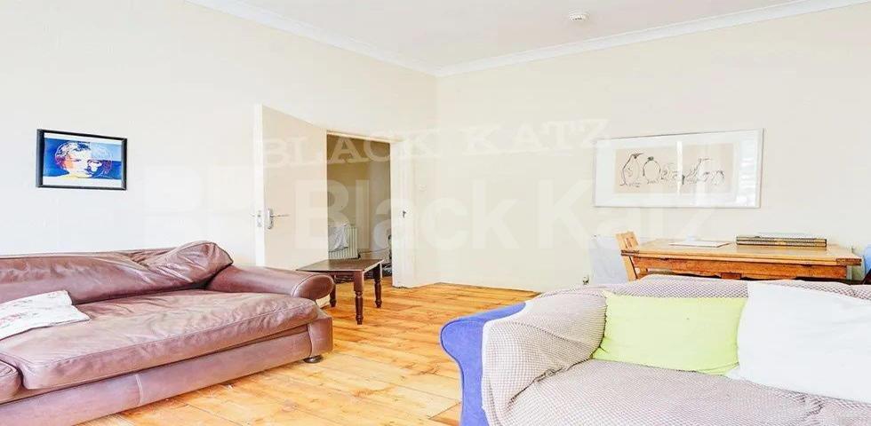 			HUGE 6 BED!, 6 Bedroom, 1 bath, 1 reception House			 Marylands Road, QUEENS PARK - MAIDA VALE