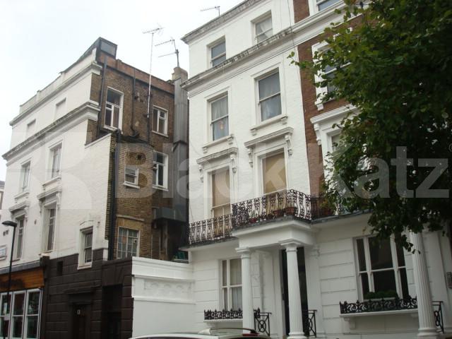 			LOCATION LOCATION LOCATION!, 2 Bedroom, 1 bath, 1 reception Flat			 Monmouth Road, BAYSWATER