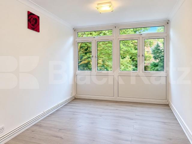 			2 Bedroom, 1 bath, 1 reception Flat			 Maitland Park Road, Chalk Farm