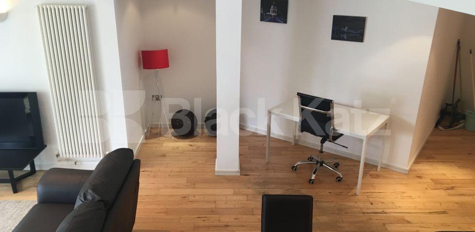 			NEW INSTRUCTION, 2 Bedroom, 1 bath, 1 reception Penthouse			 Kamen House. Magdalen Street, London Bridge